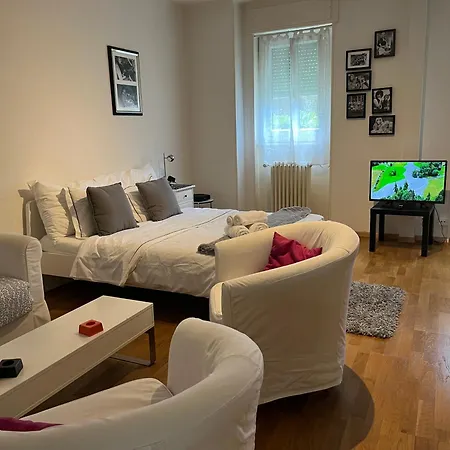 7 Min Walking From Gare Apartment *
