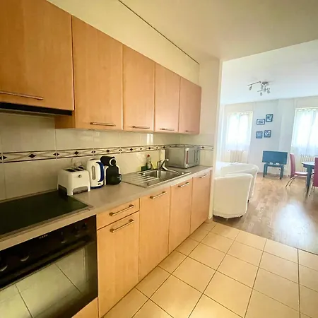 7 Min Walking From Gare Apartment *